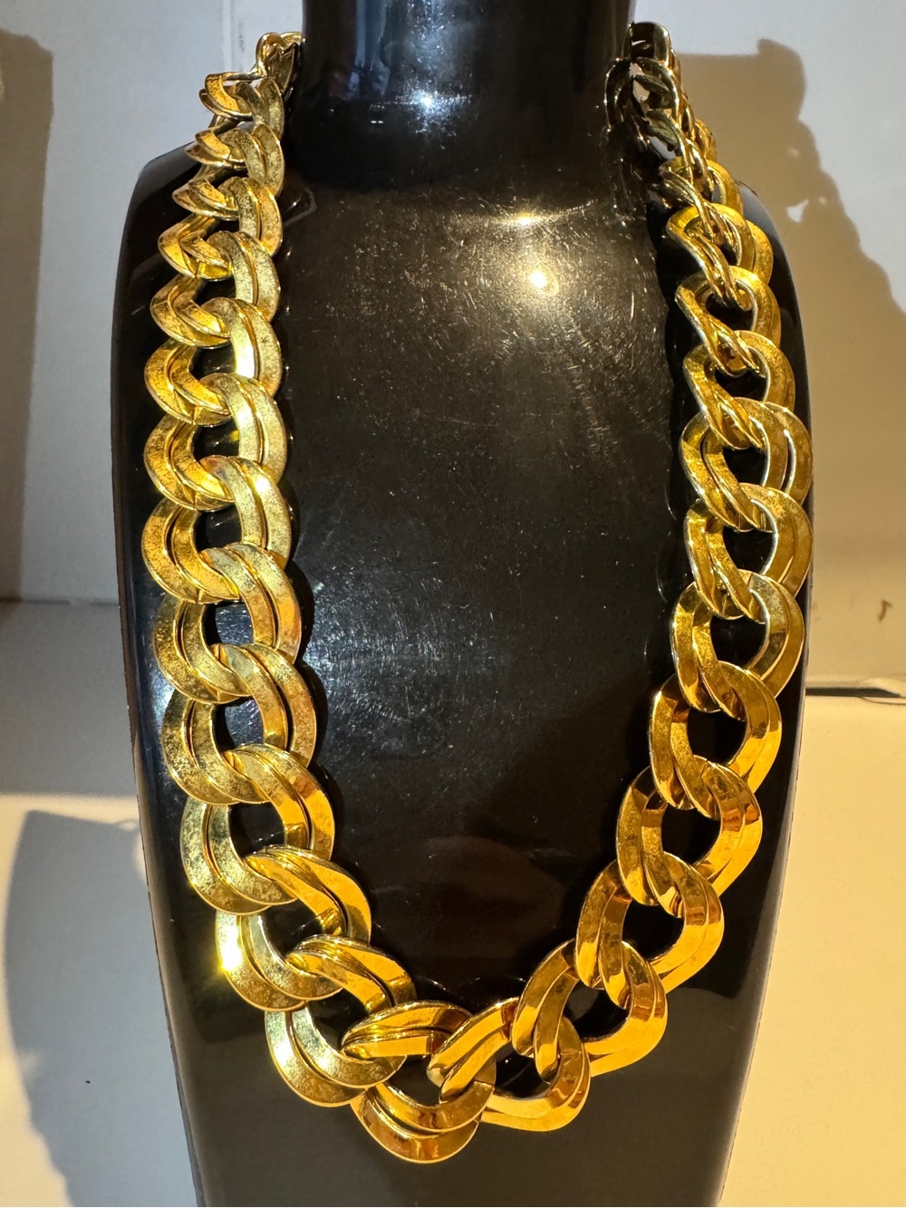 MONET vintage Chunky Cuban Link Necklace – - Picture 13 of 13